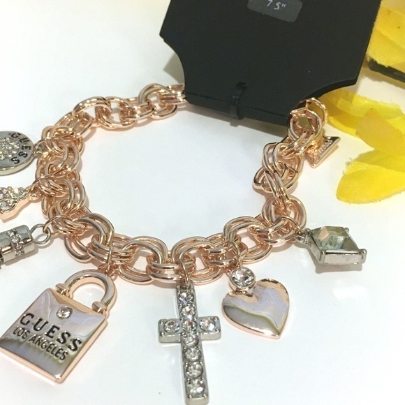 3/$29! GUESS Charm Bracelet Lock Key Cross Tassel - Picture 5 of 8